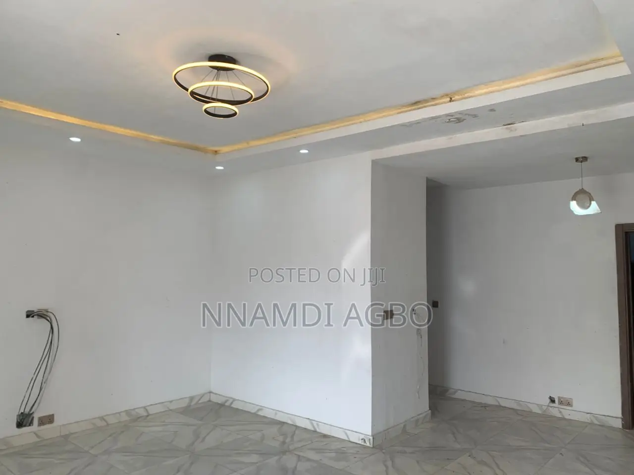 3bdrm Apartment in Osapa london for rent