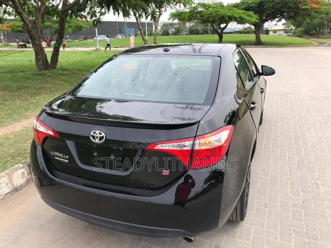 Toyota Corolla S 4dr Sedan (1.8L 4cyl CVT) 2016 Black
