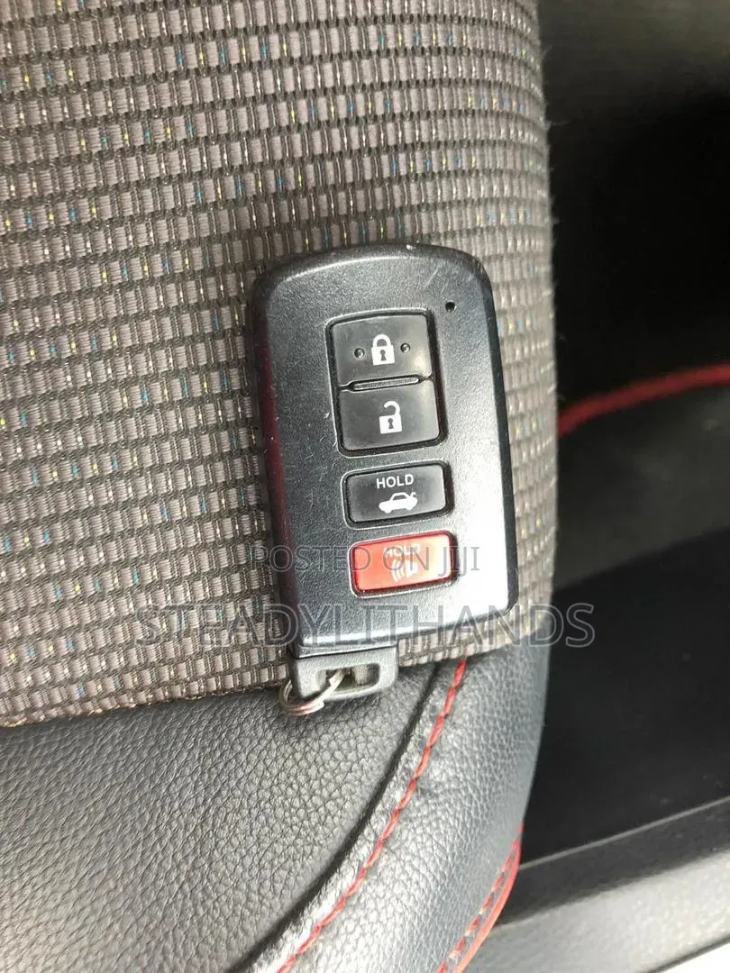 Toyota Corolla S 4dr Sedan (1.8L 4cyl CVT) 2016 Black