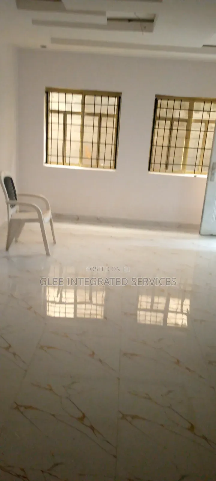 3bdrm Block of Flats in Eric Manuel, Bode Thomas for rent