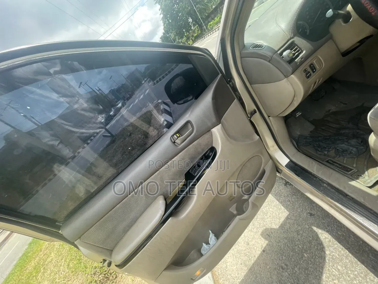 Toyota Sienna 2005 Gold