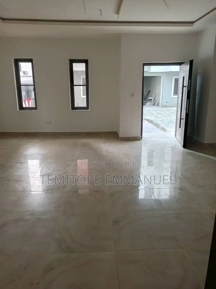 Furnished 4bdrm House in Ikate for sale