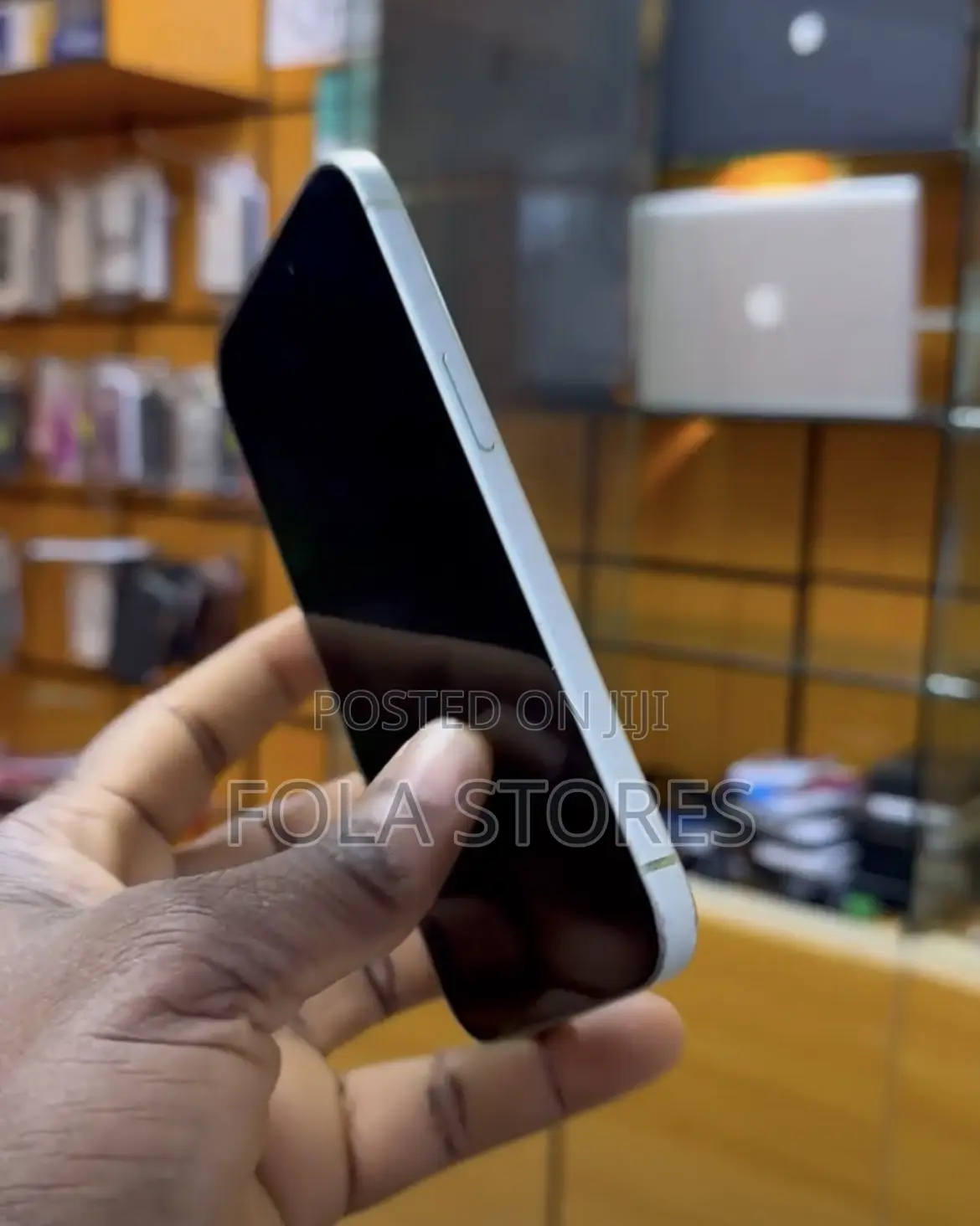 Apple iPhone 15 128 GB Green