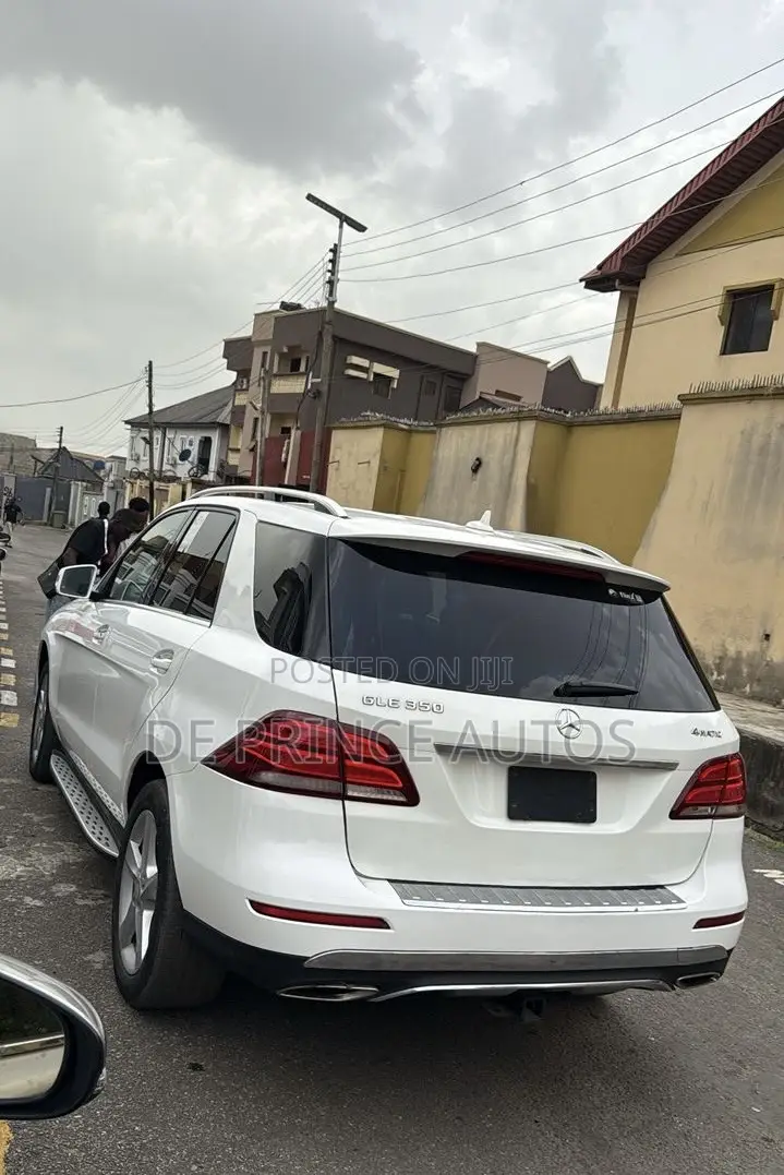 Mercedes-Benz GLE-Class 2016 White