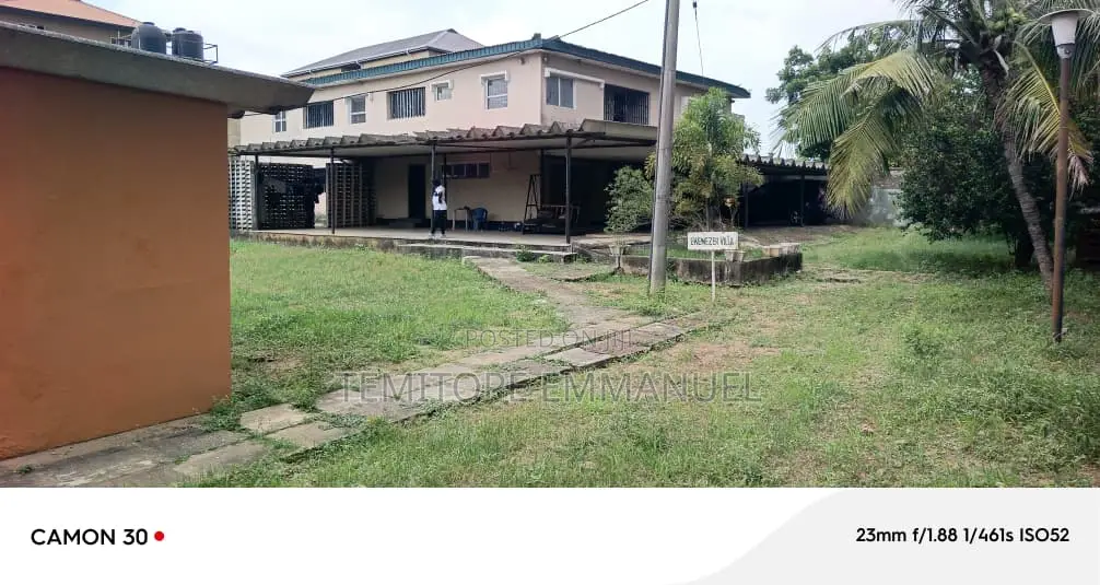 Furnished 7bdrm House in Isolo for sale