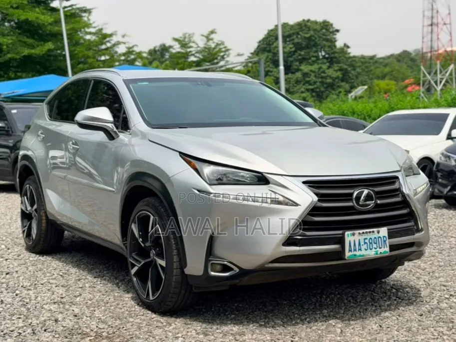 Lexus NX 2015