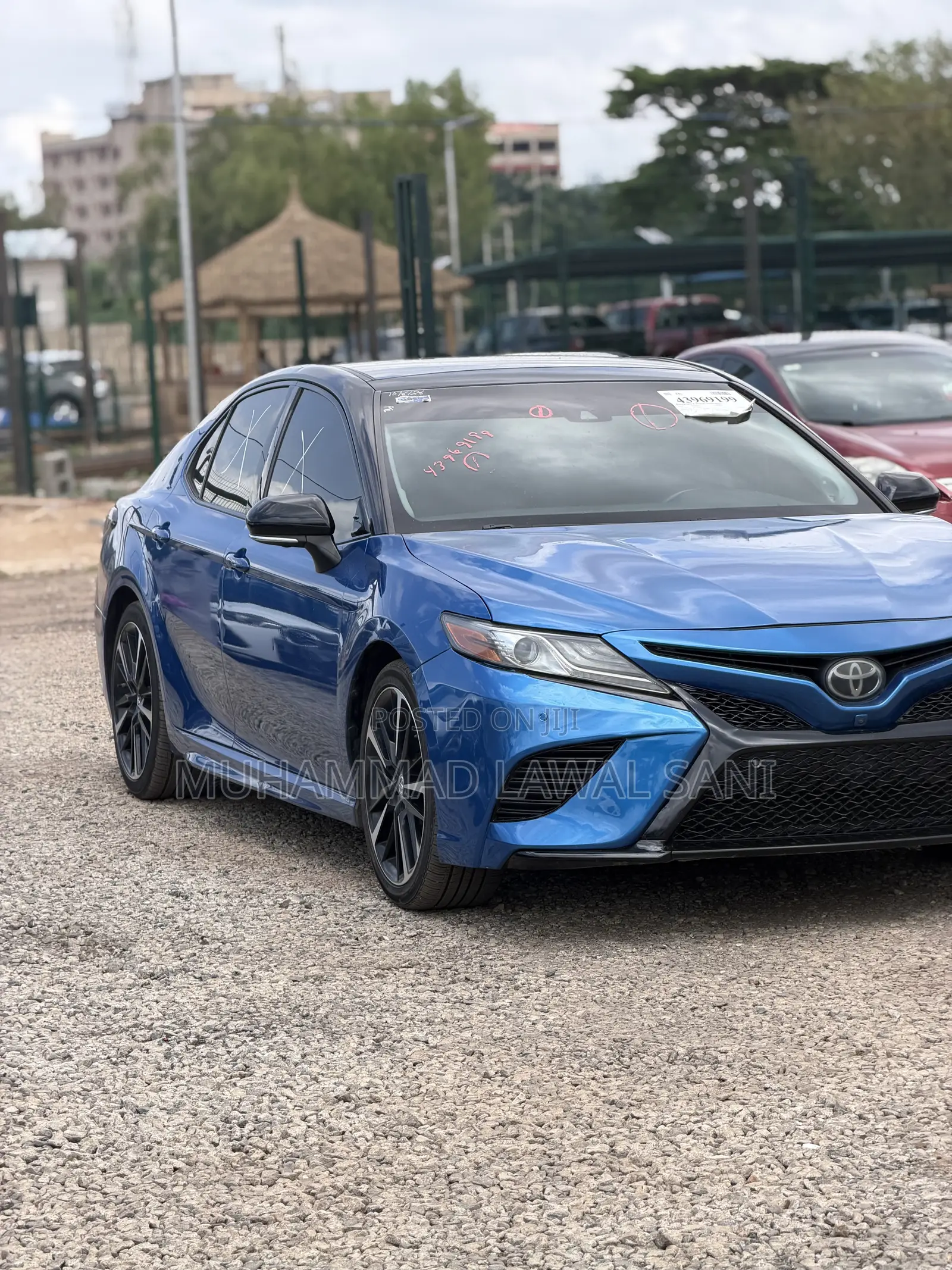 Toyota Camry 2019 Blue