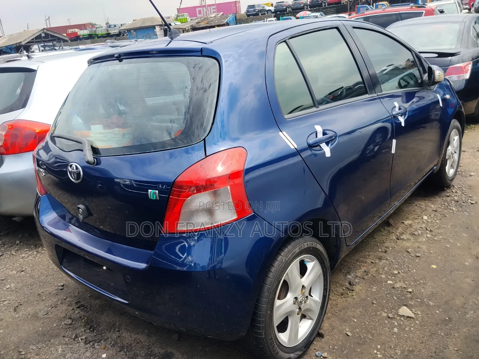 Toyota Yaris Base Hatchback 3dr 2010 Blue