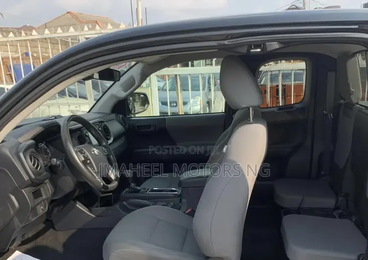 Toyota Tacoma 2019 Black