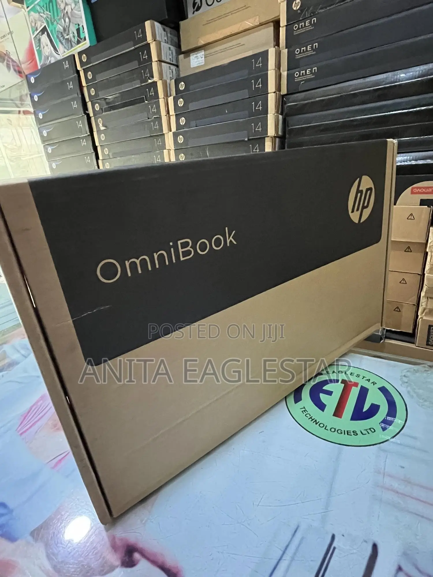 New Laptop HP OmniBook 5 Flip 8GB Intel Core 5 SSD 512GB
