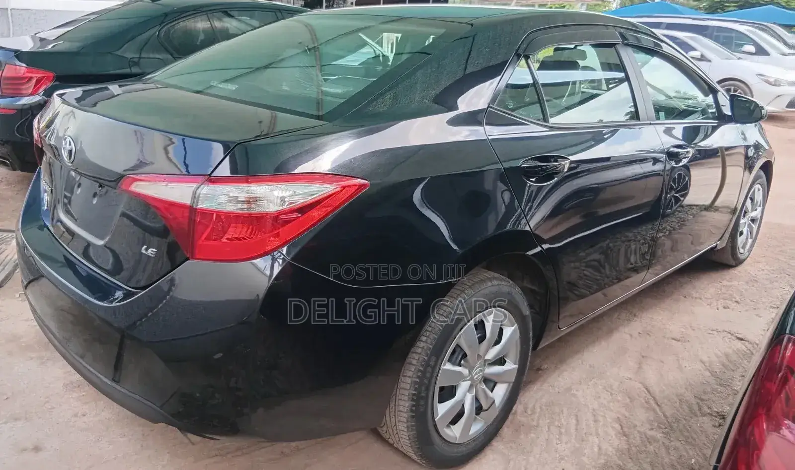Toyota Corolla LE Premium 4dr Sedan (1.8L 4cyl CVT) 2016 Matt Black