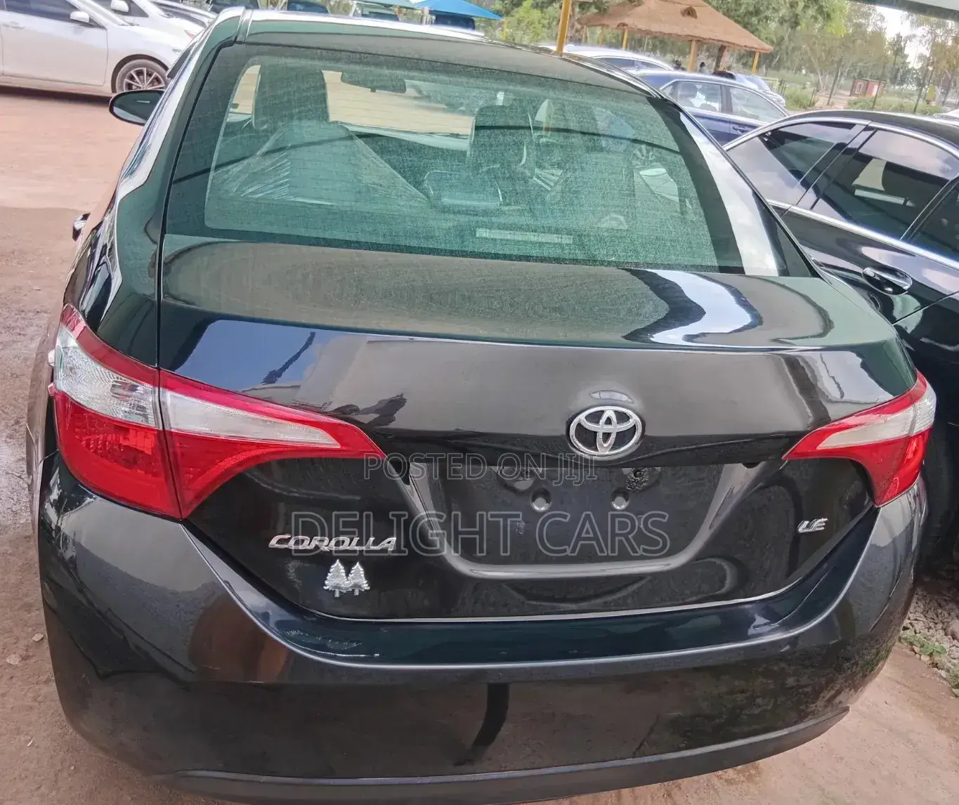 Toyota Corolla LE Premium 4dr Sedan (1.8L 4cyl CVT) 2016 Matt Black