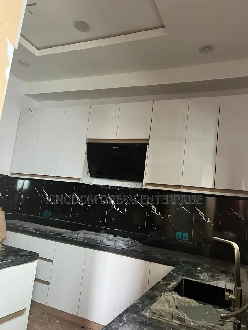 Furnished 5bdrm Duplex in Adeniyi Jones Ikeja for rent