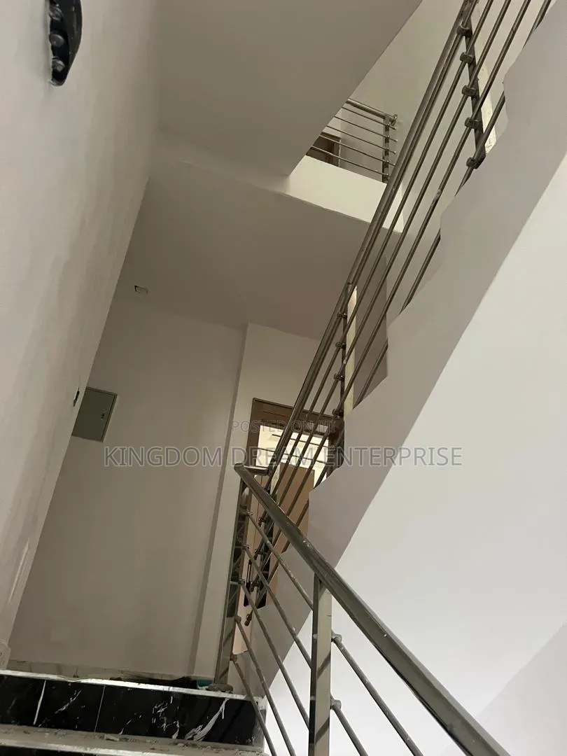 Furnished 5bdrm Duplex in Adeniyi Jones Ikeja for rent