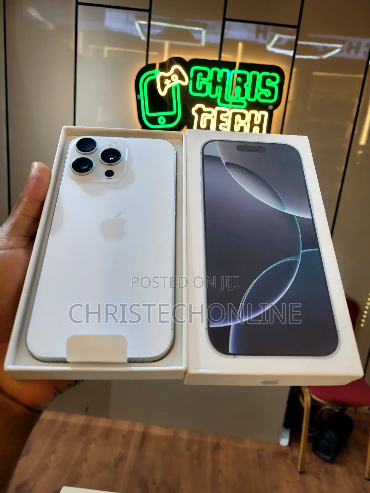 Apple iPhone 16 Pro Max 256 GB White