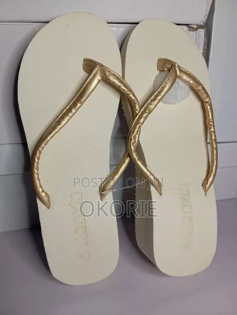 Women's Fashion Platform Flip Flops – Cream Gold