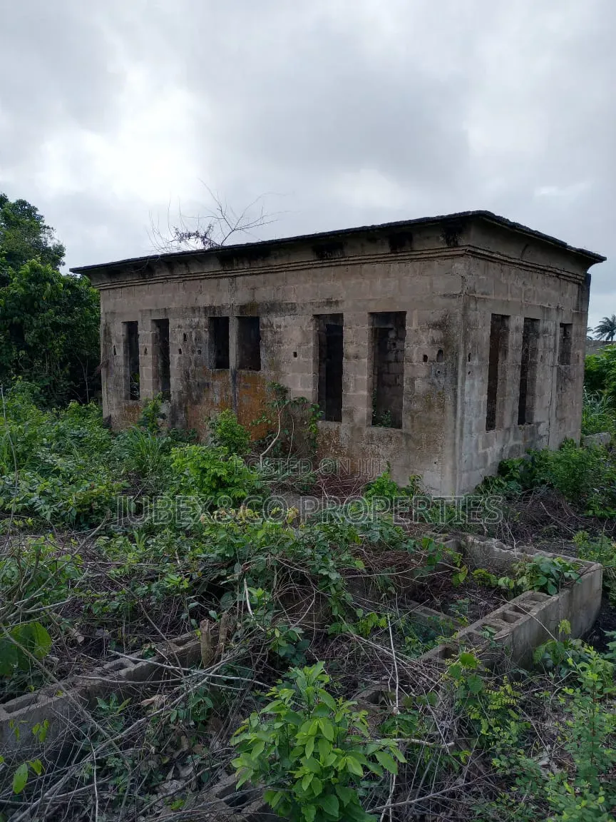 2bdrm Bungalow in Ido Kerewu Kobape, Obafemi-Owode for sale