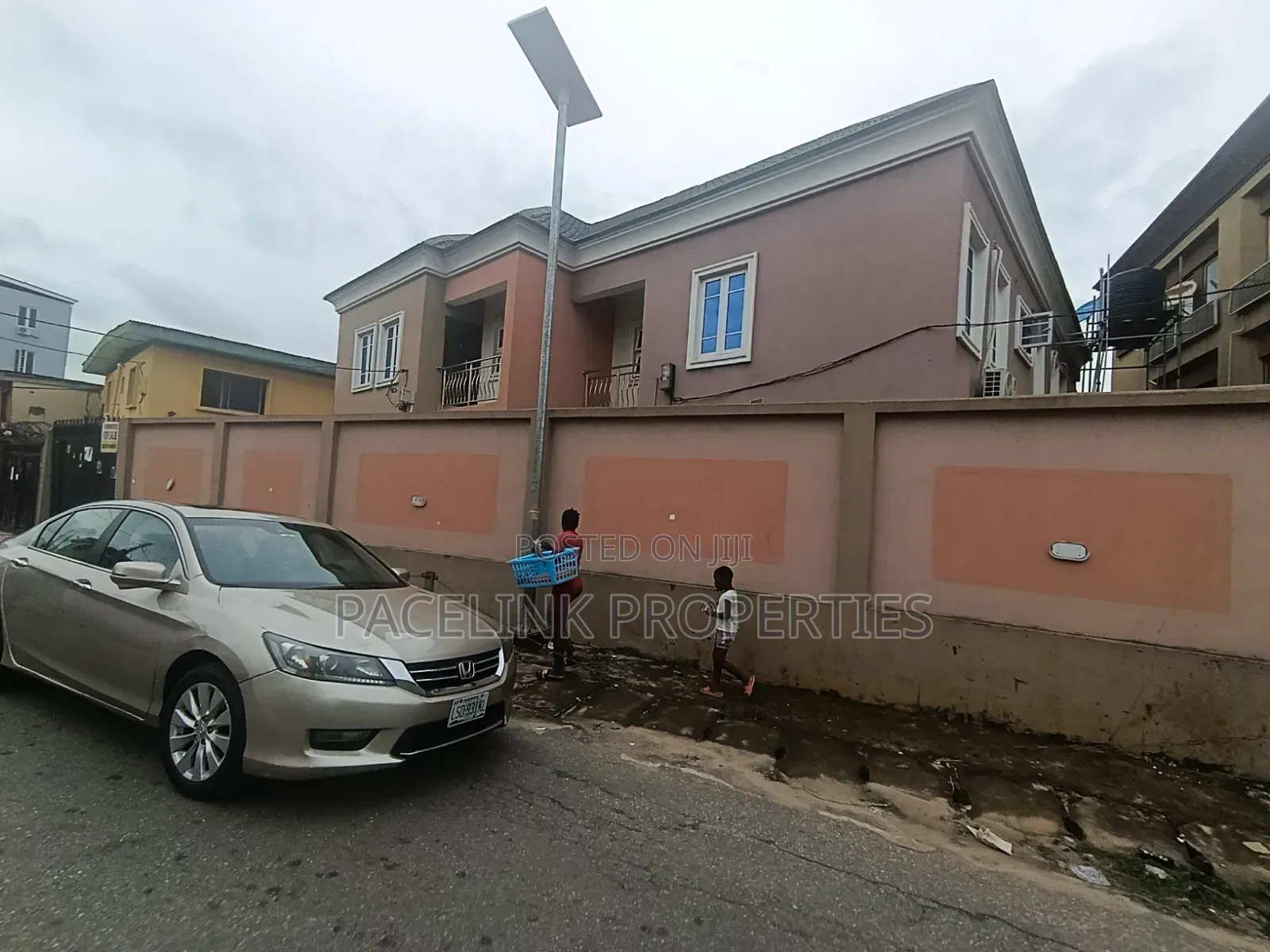 3bdrm Duplex in Opebi Ikeja Lagos for sale