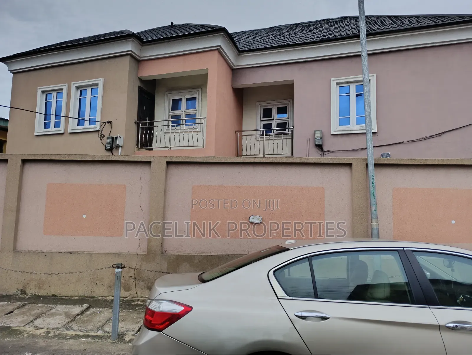 3bdrm Duplex in Opebi Ikeja Lagos for sale