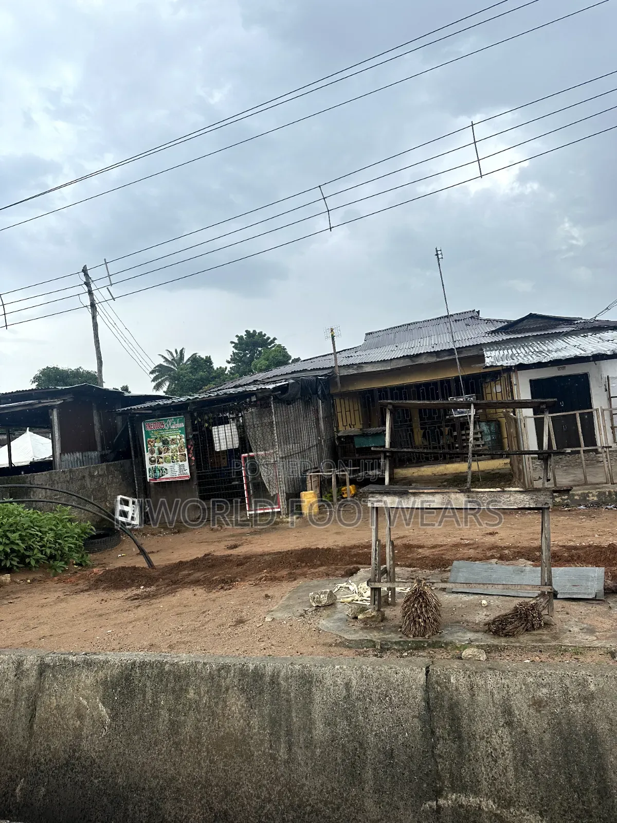 5bdrm Bungalow in Owerri for sale