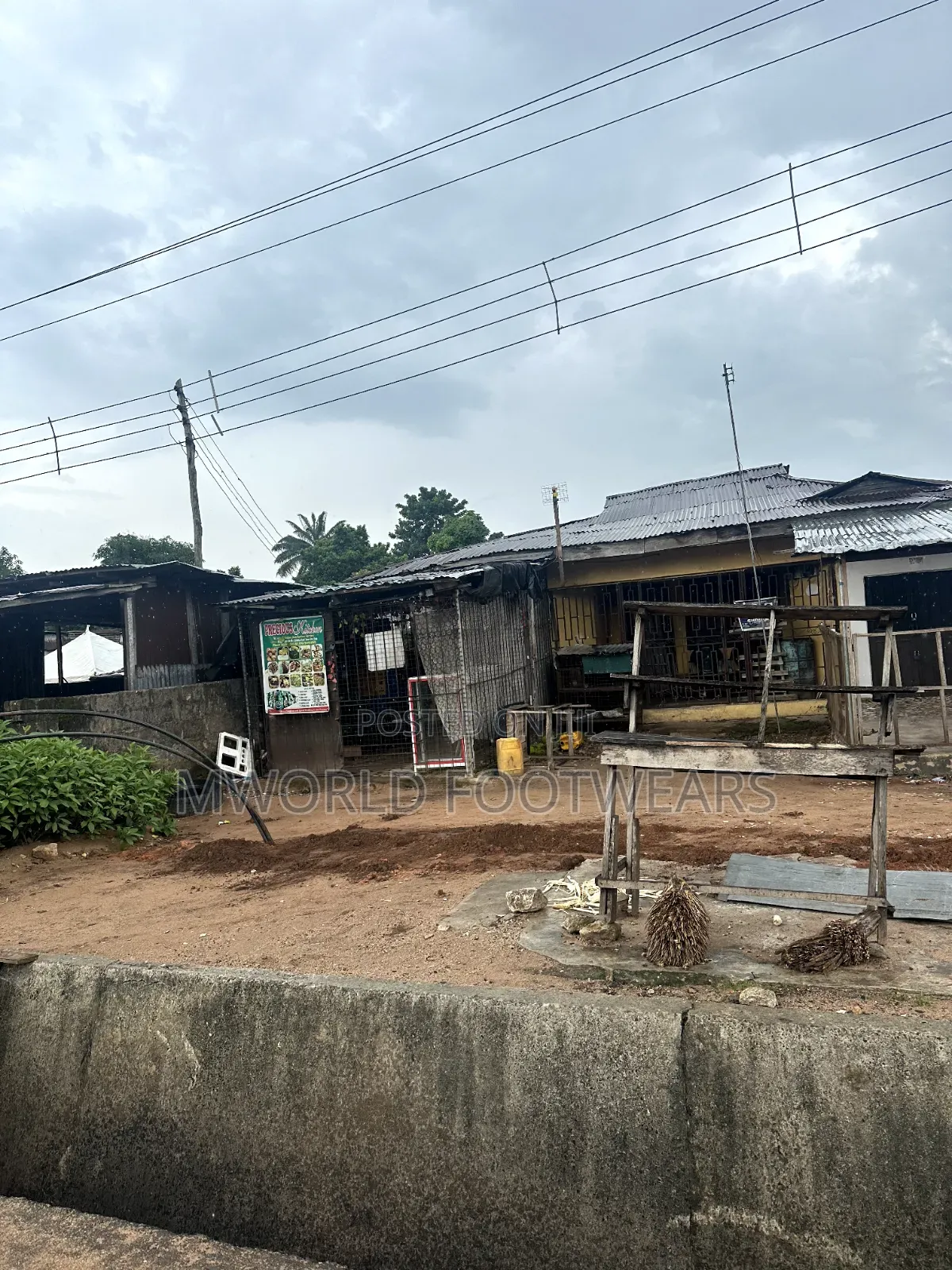 5bdrm Bungalow in Owerri for sale