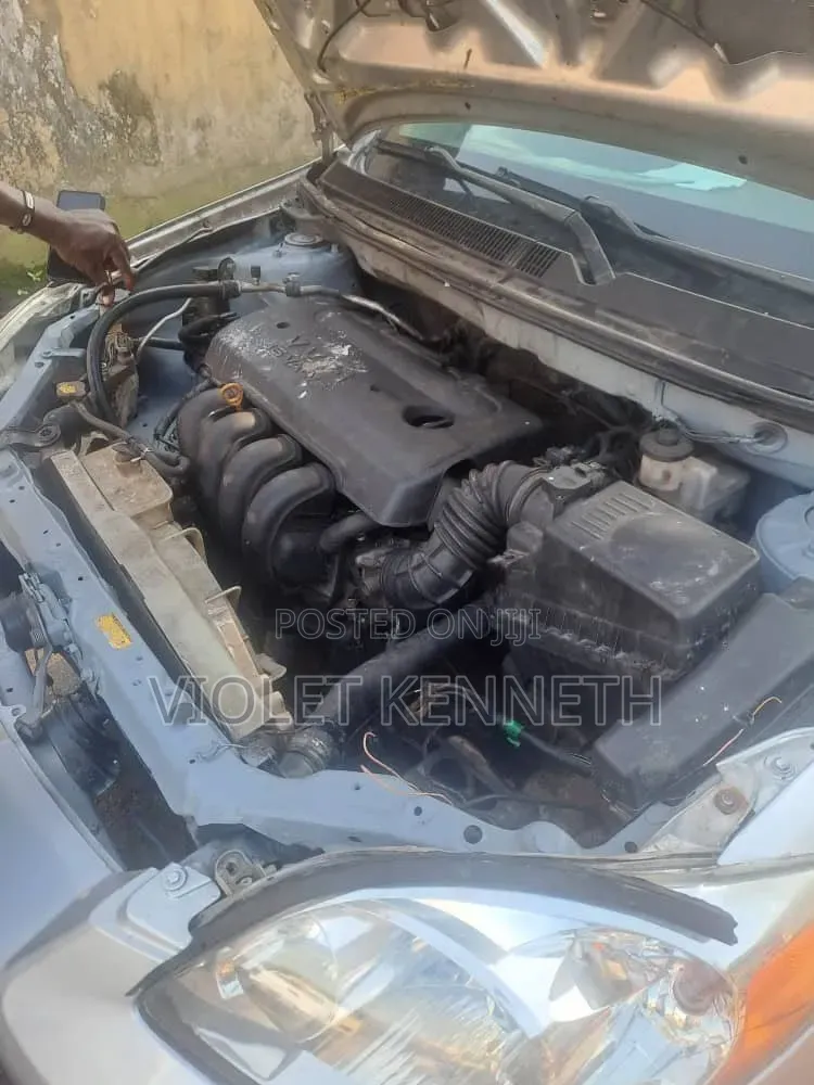 Toyota Matrix 2006 Silver