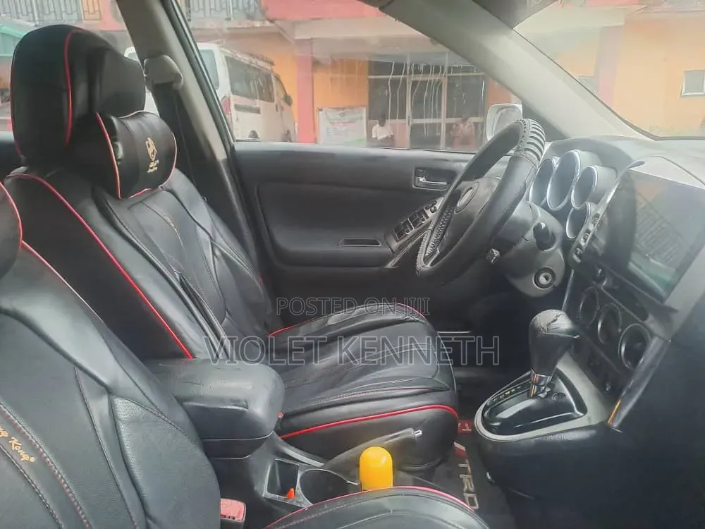 Toyota Matrix 2006 Silver