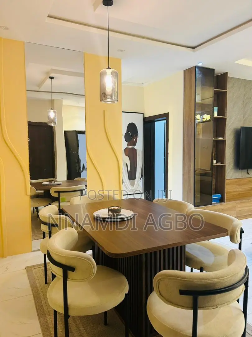 Furnished 3bdrm Apartment in Lekki Phase 1 for rent