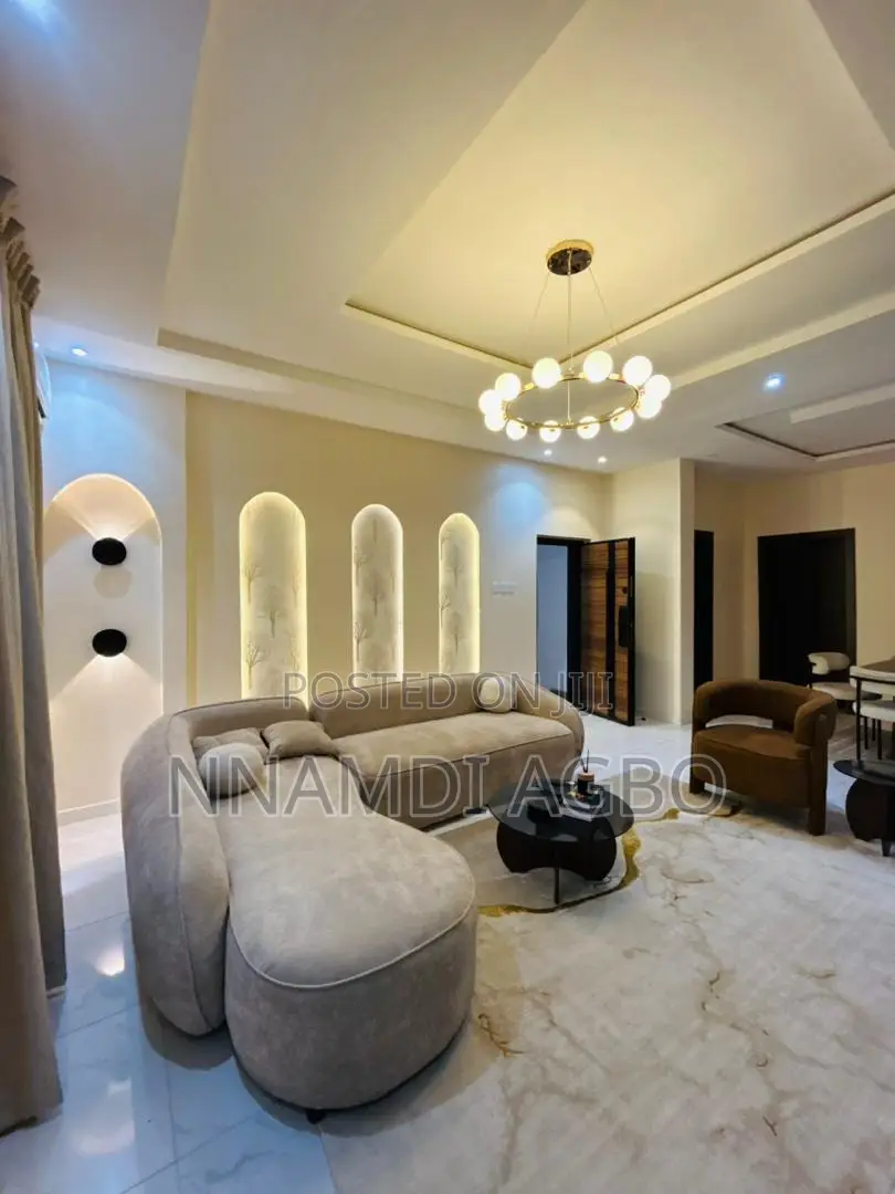 Furnished 3bdrm Apartment in Lekki Phase 1 for rent