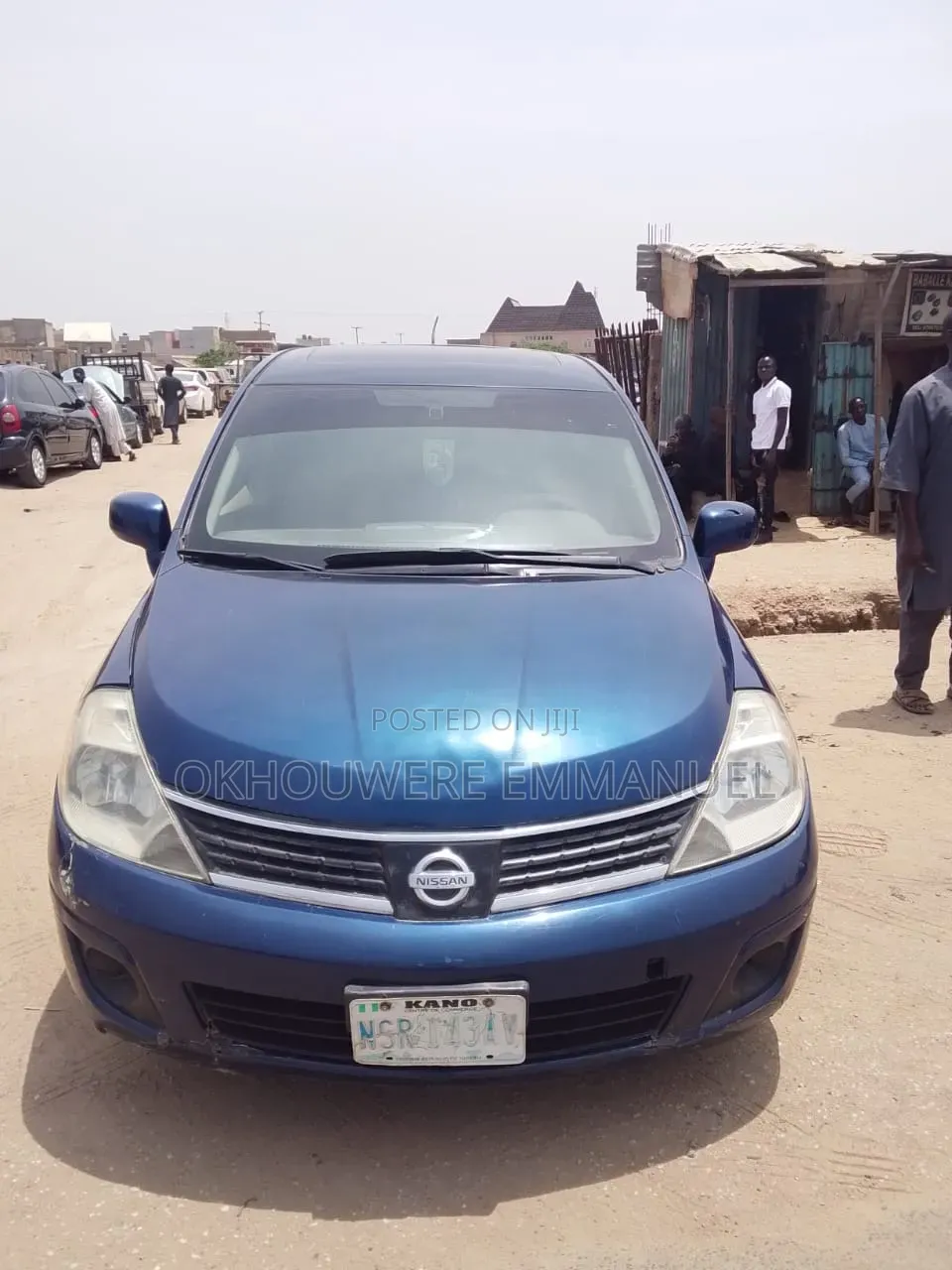 Nissan Versa 2005 Blue