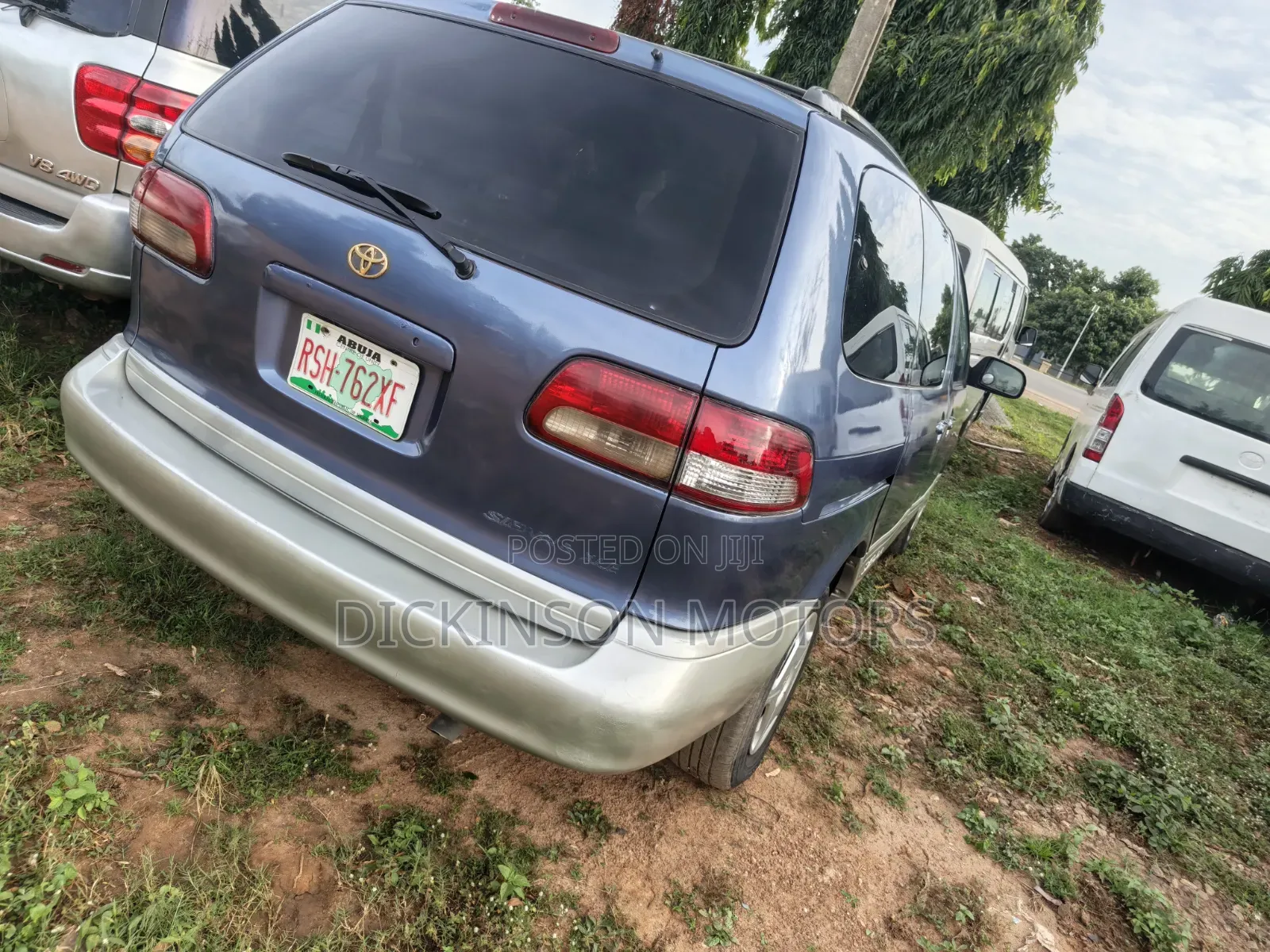 Toyota Sienna 2001 Blue