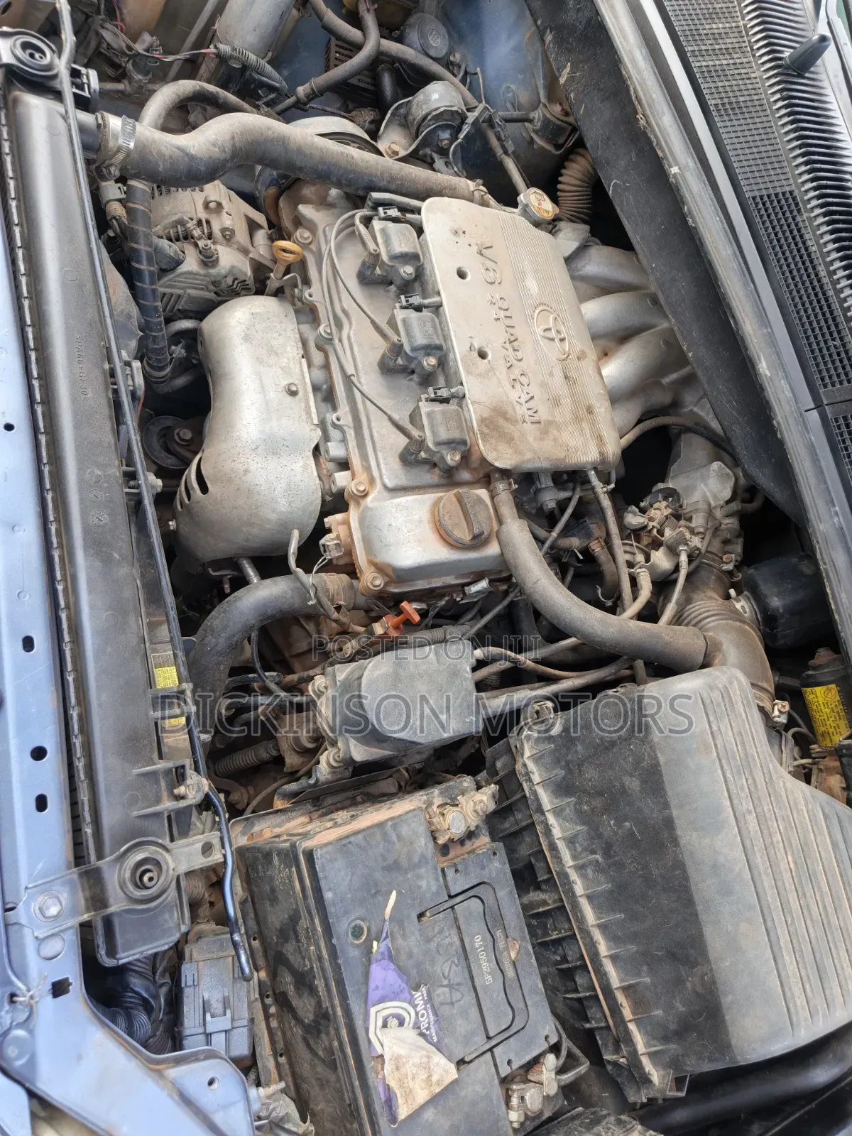 Toyota Sienna 2001 Blue