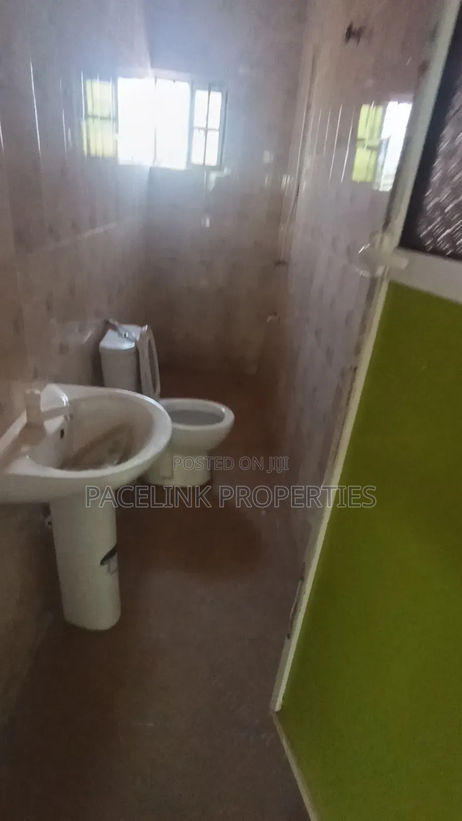 2bdrm Apartment in Ayobo for rent