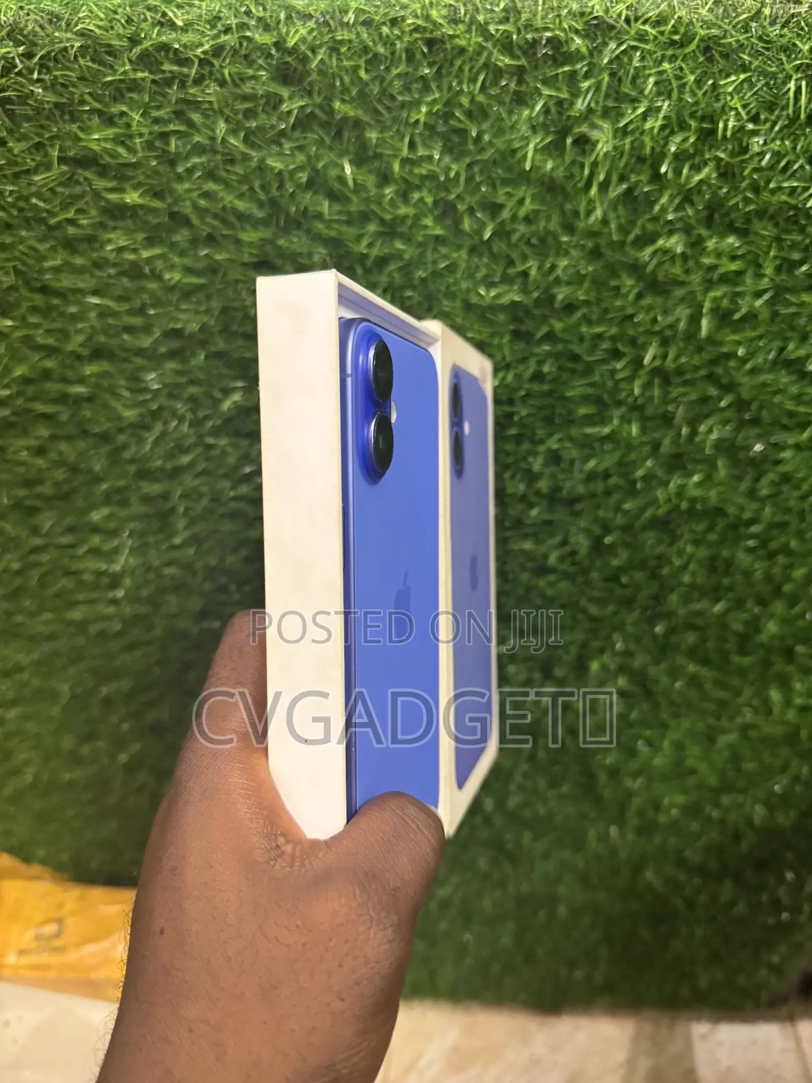 New Apple iPhone 16 Plus 128 GB Blue
