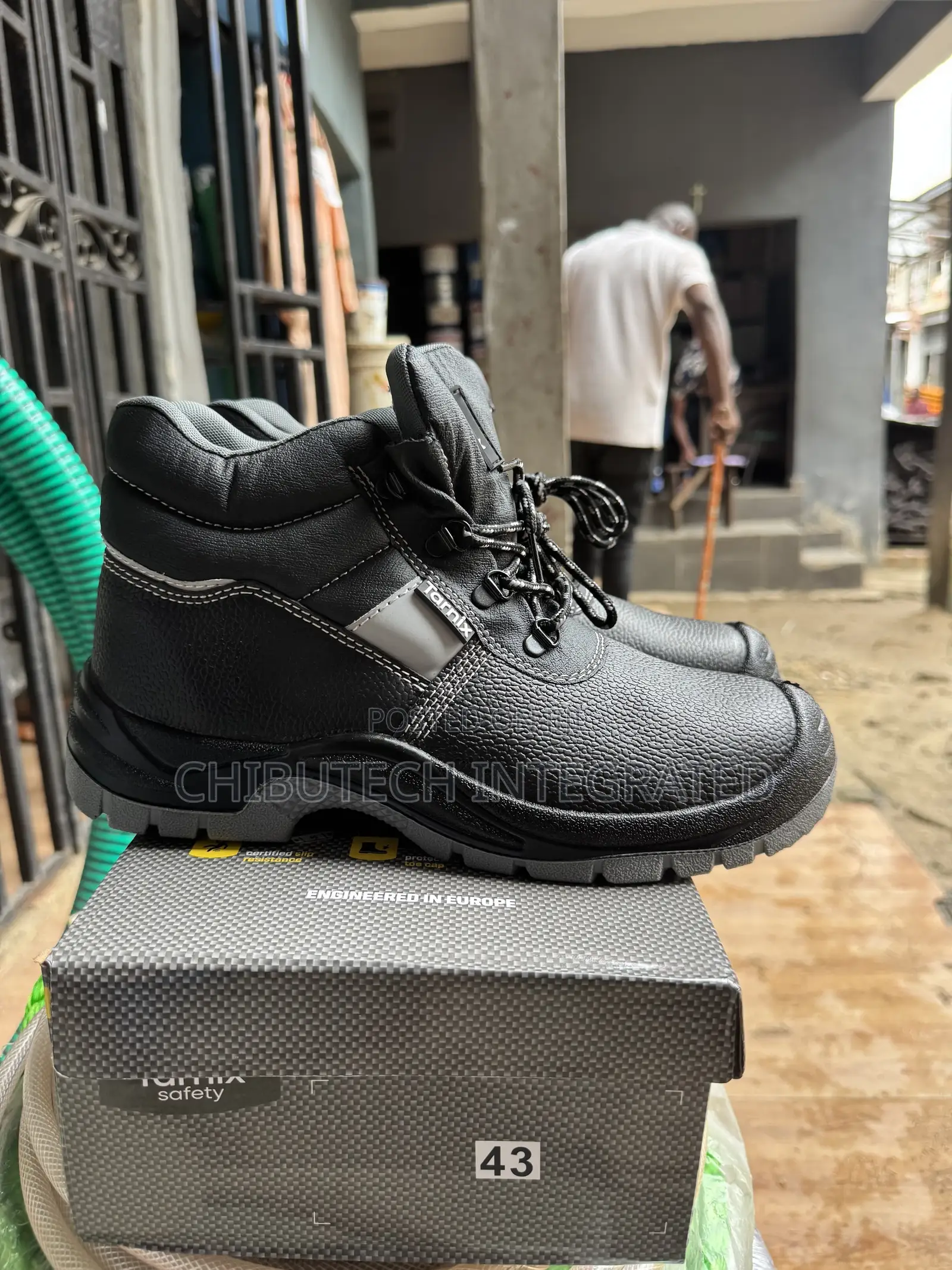 Tarnix Safety Boots