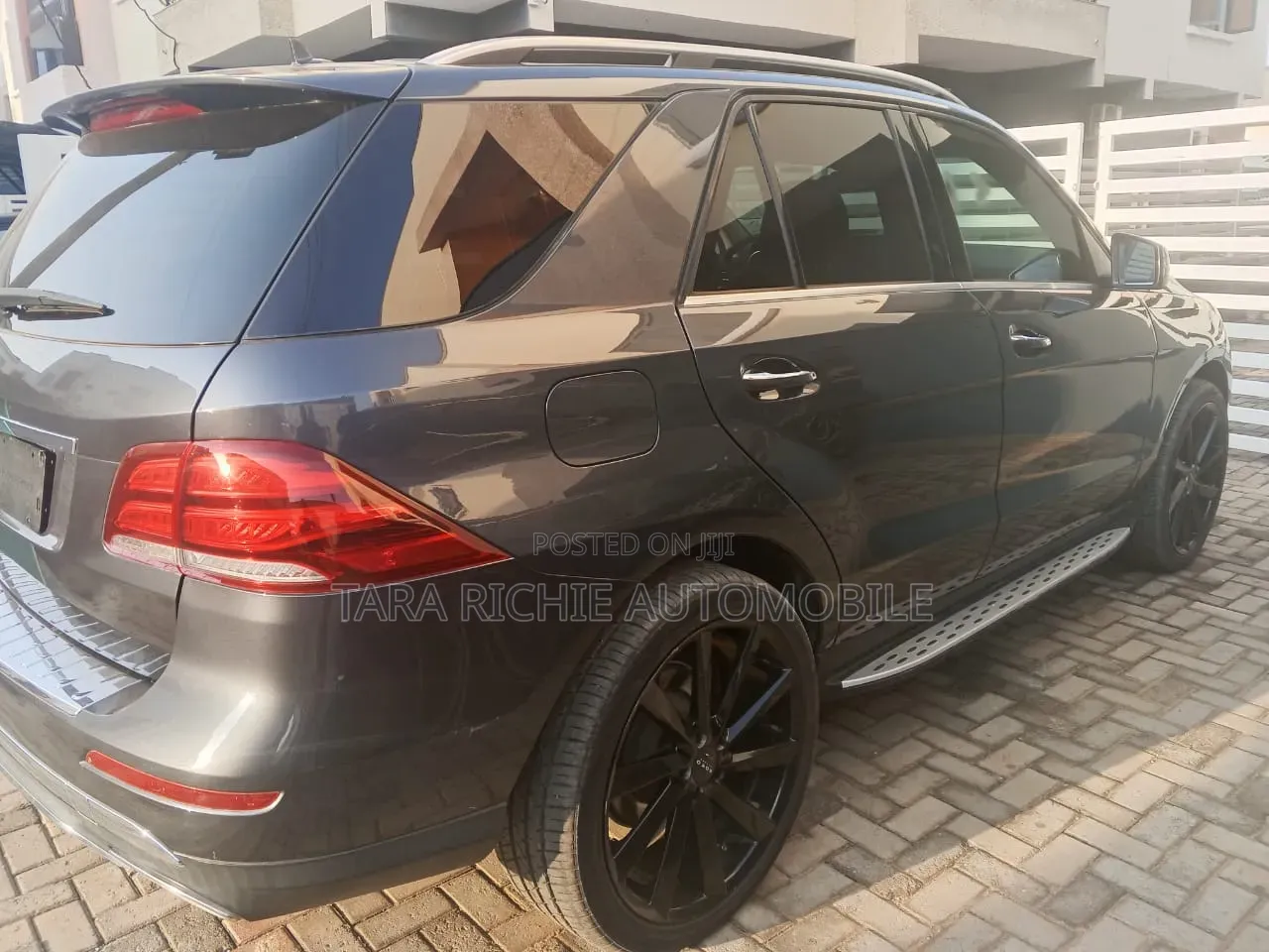 Mercedes-Benz GLE-Class 2016 Gray