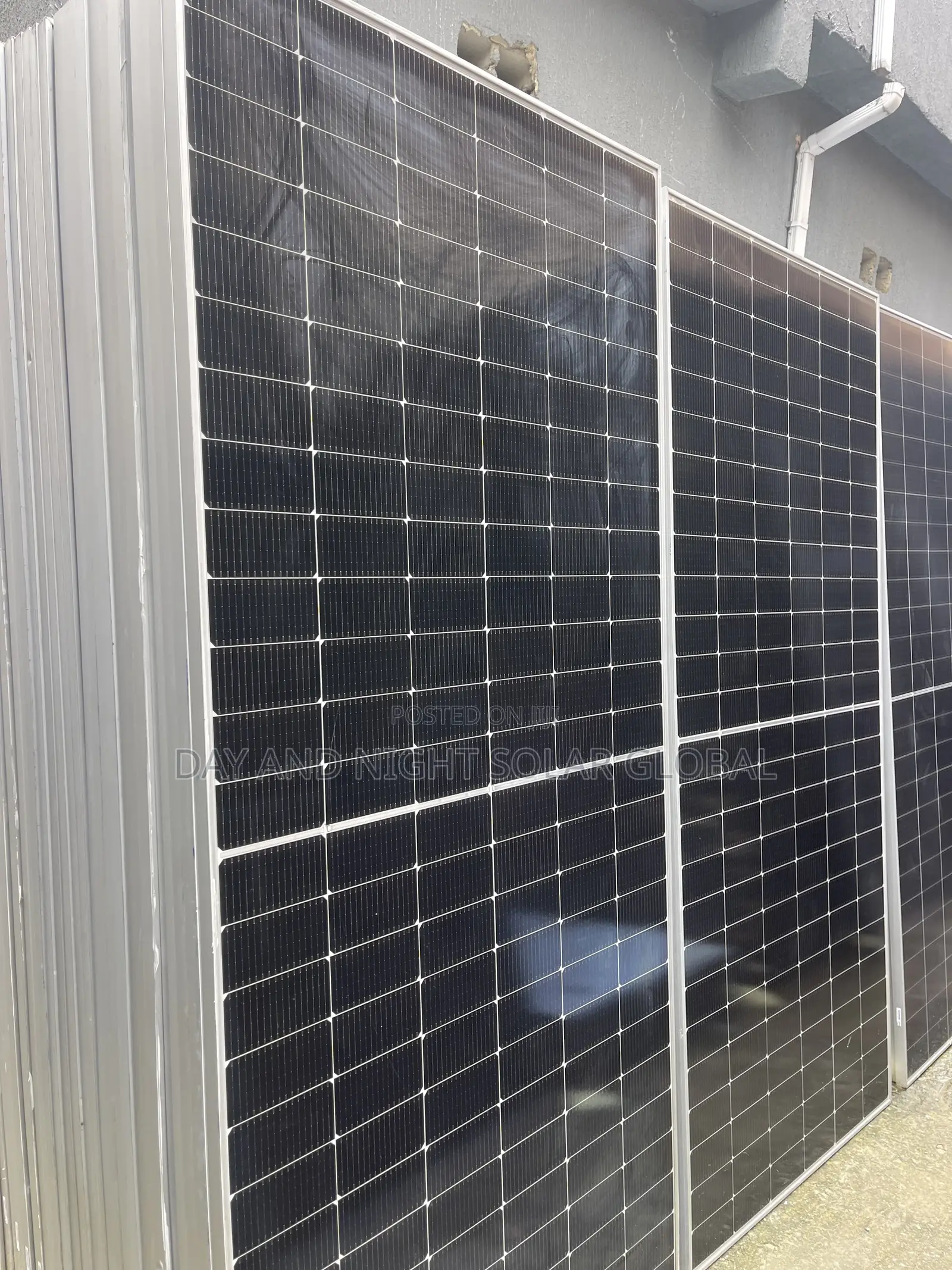 650watts Original Tukumbo Trina Bi Facial Mono Solar Panel