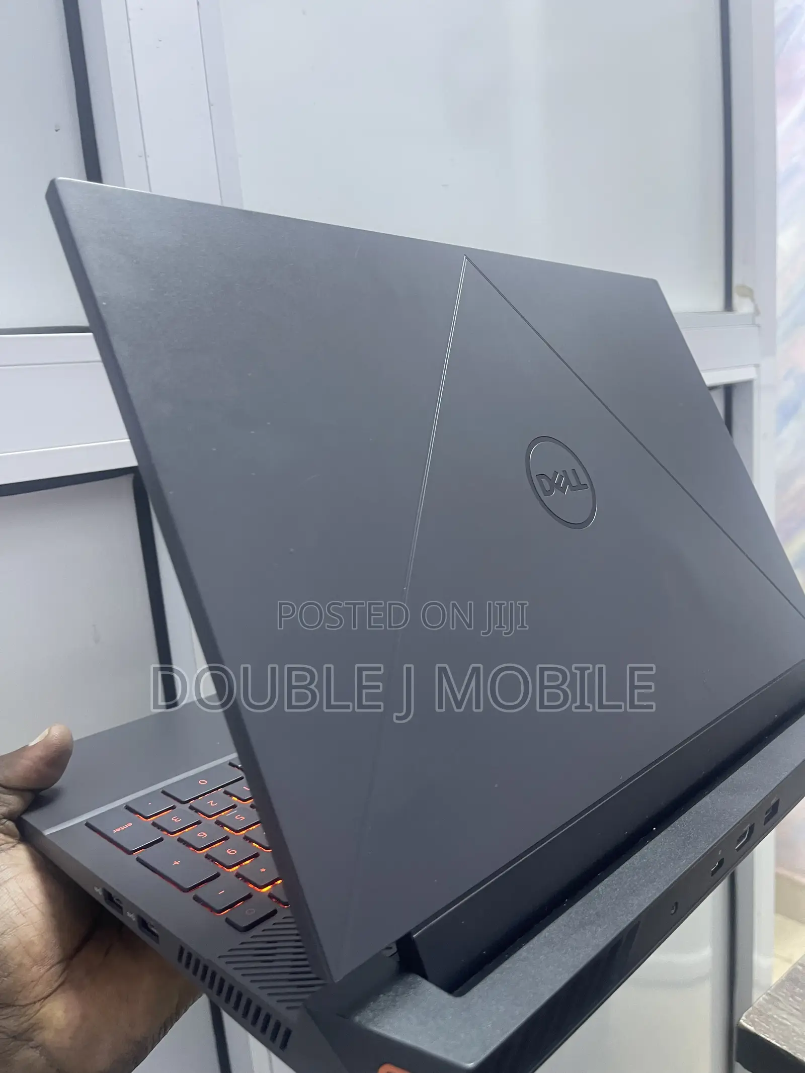 Laptop Dell G15 5530 16GB Intel Core i7 SSD 1T