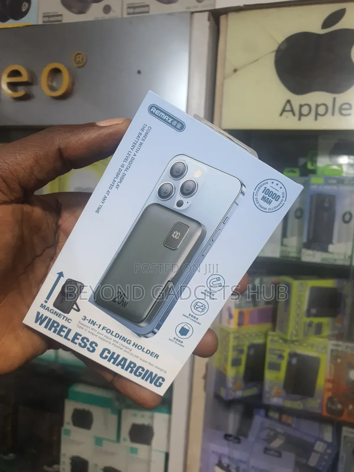 Remax 10000mah Magnetic Wireless Power Bank With 3-in-1 Folding Stand