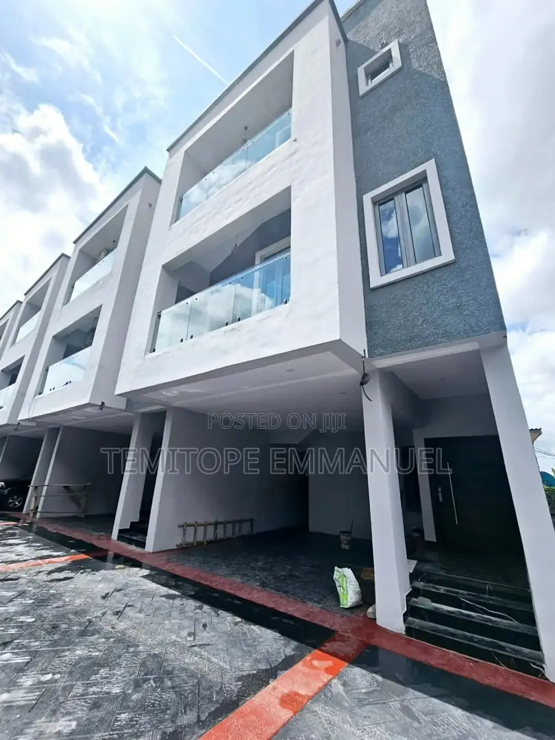 Furnished 4bdrm Duplex in Allen Avenue for sale