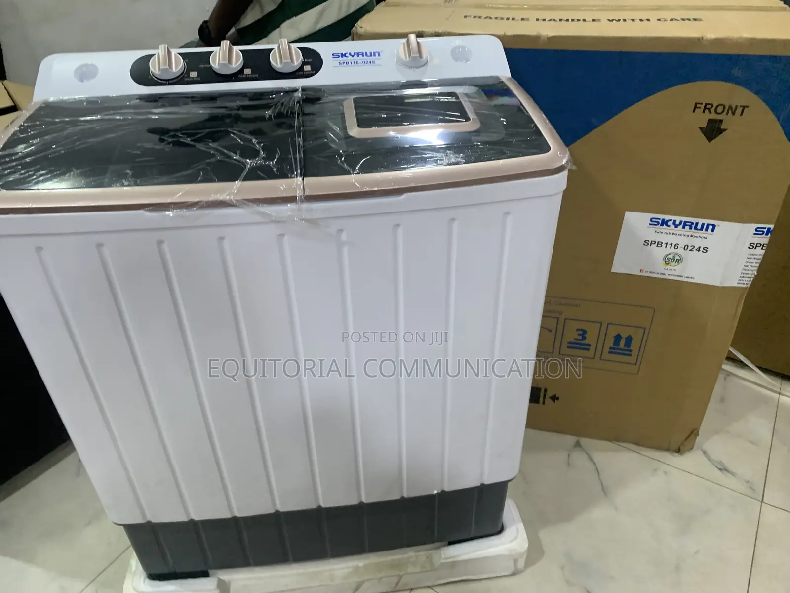 Skyrun 11kg Twin Tub Washer With User-Friendly Controls