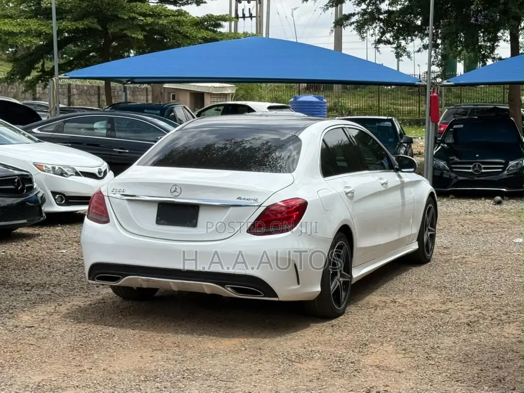 Mercedes-Benz C300 2015 White