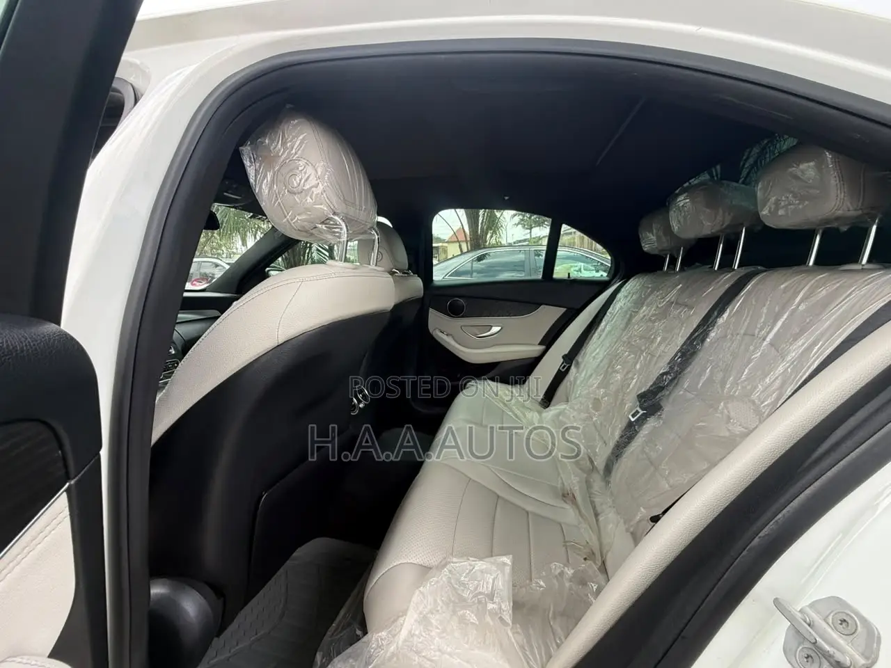 Mercedes-Benz C300 2015 White
