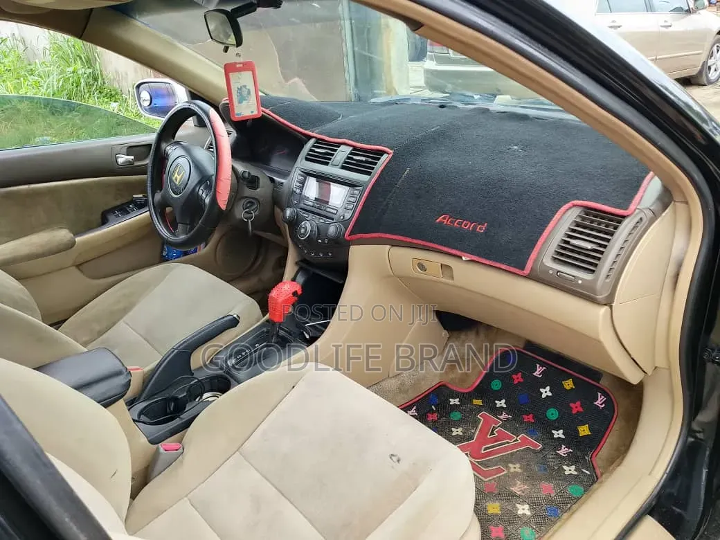 Honda Accord 2005 Black