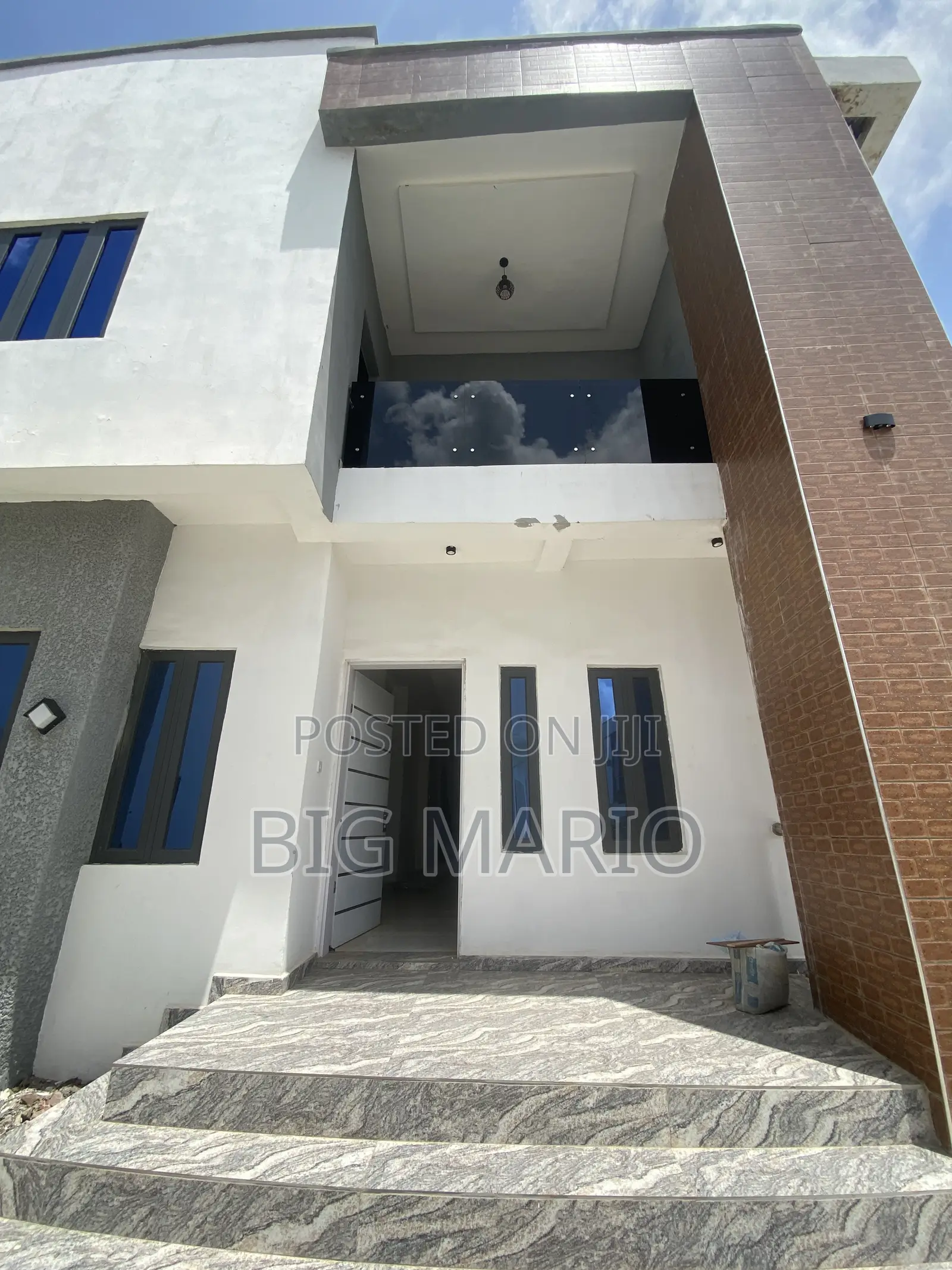 4bdrm Duplex in Guzape for sale