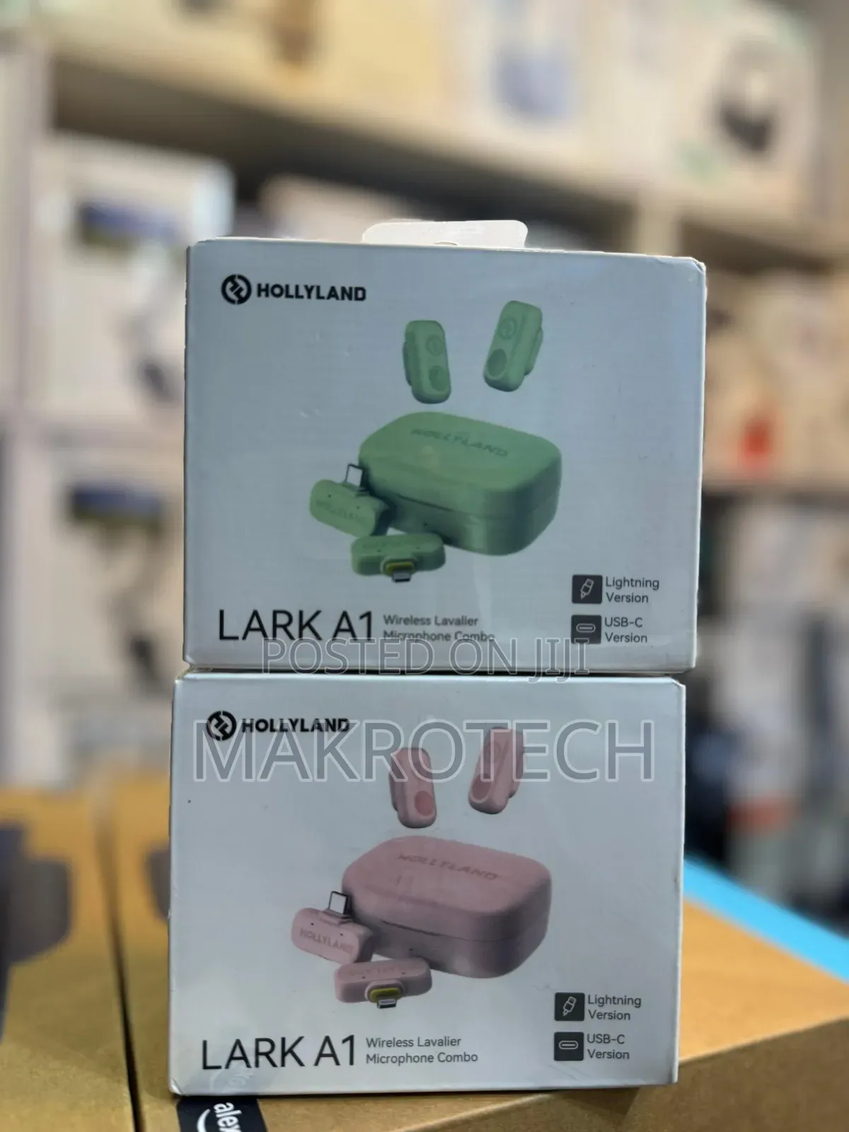 The Hollyland Lark A1 in Cloud Pink Is an Ultra-Compact, Dual-Channe
