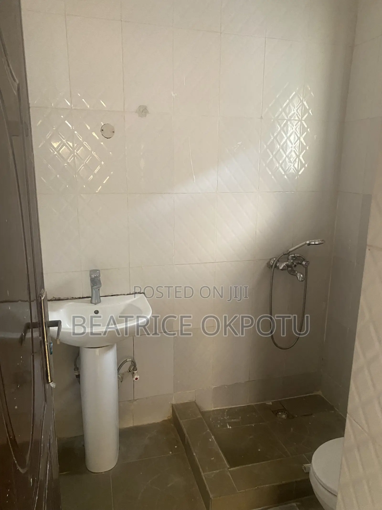 2bdrm Block of Flats in Kubwa for rent