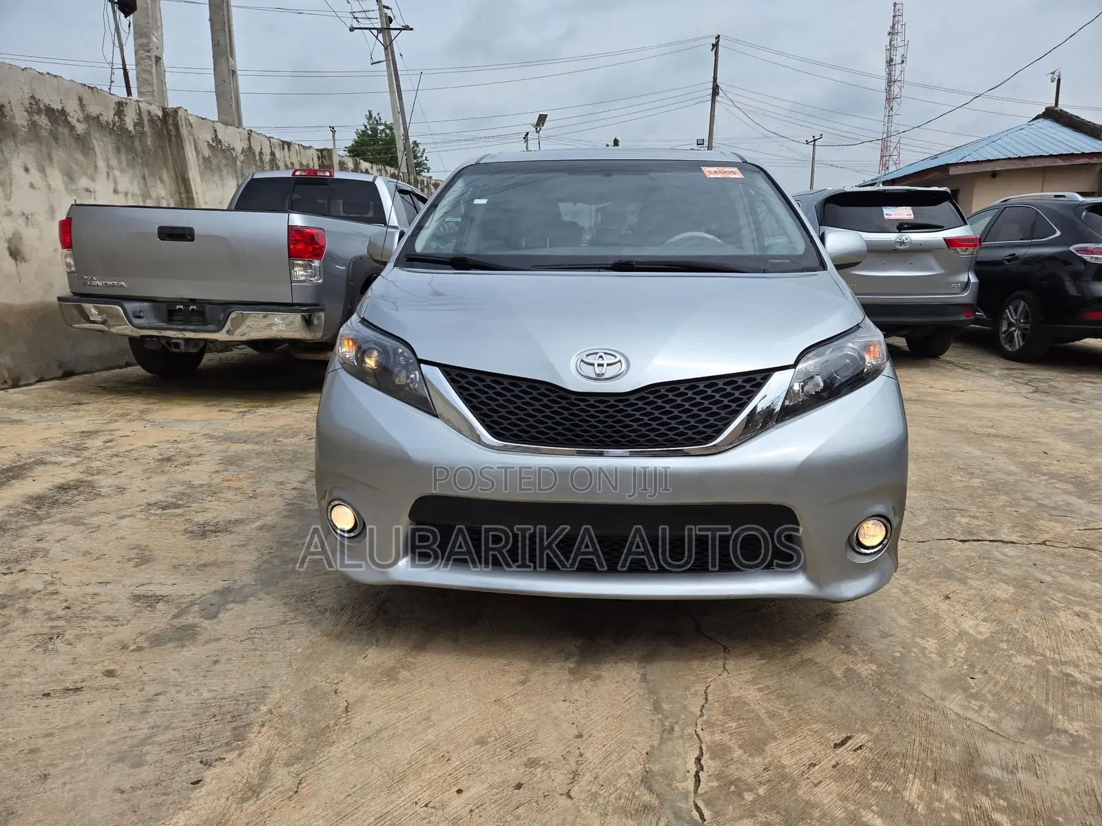 Toyota Sienna 2013 Silver