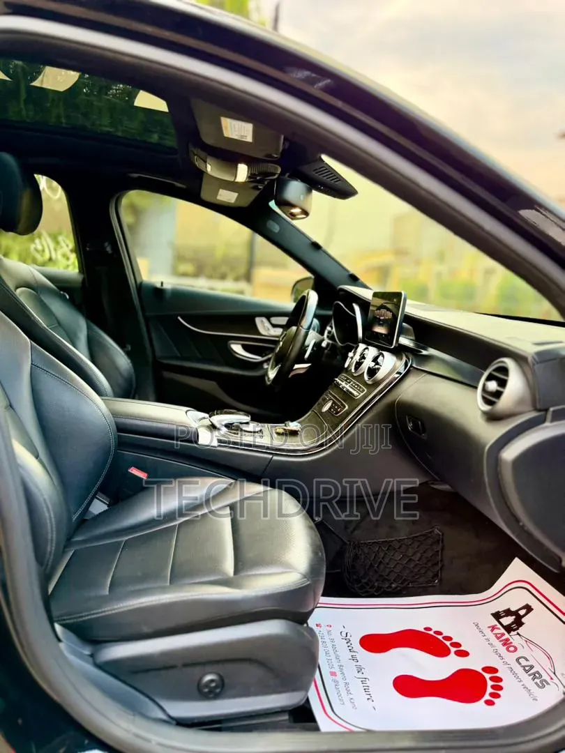 Mercedes-Benz C400 4Matic AWD Sedan (3.0L V6 7A) 2015 Black