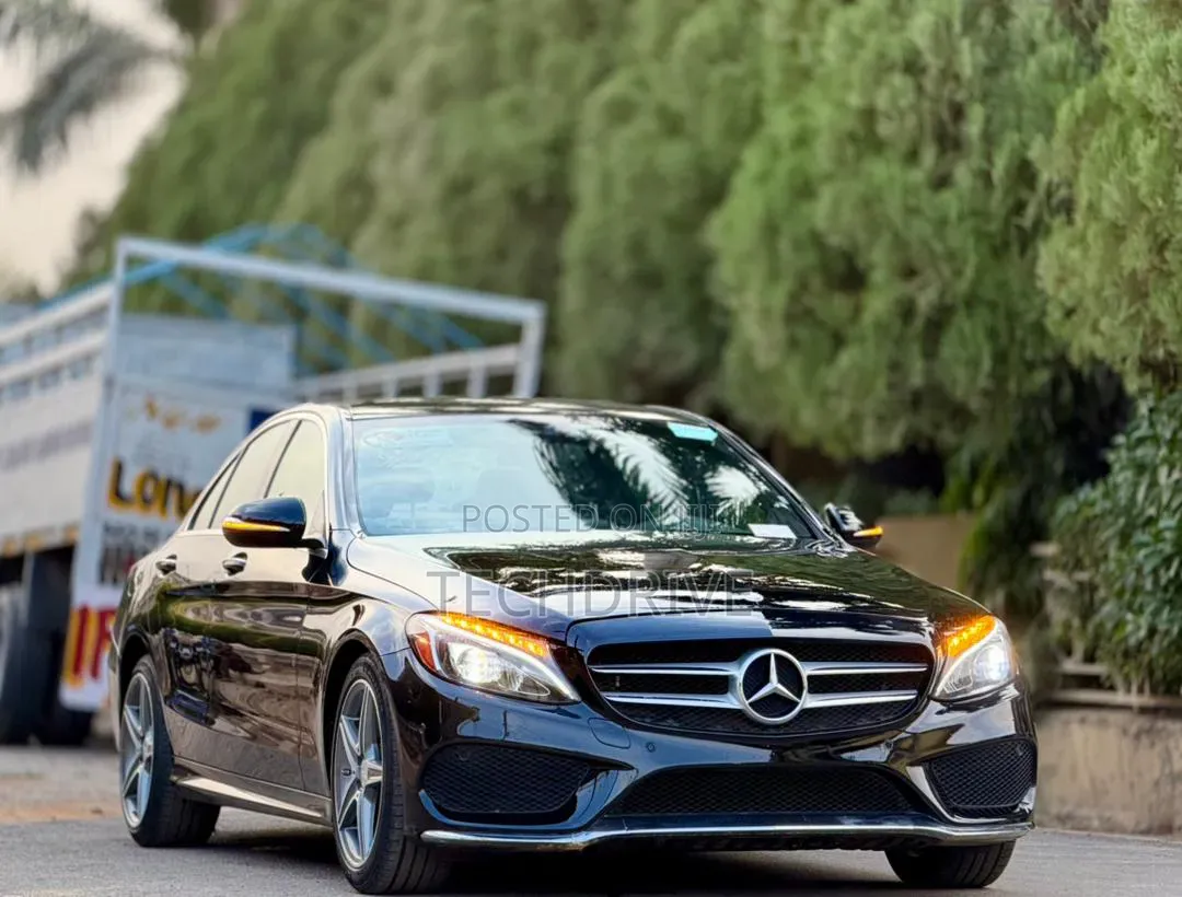 Mercedes-Benz C400 4Matic AWD Sedan (3.0L V6 7A) 2015 Black